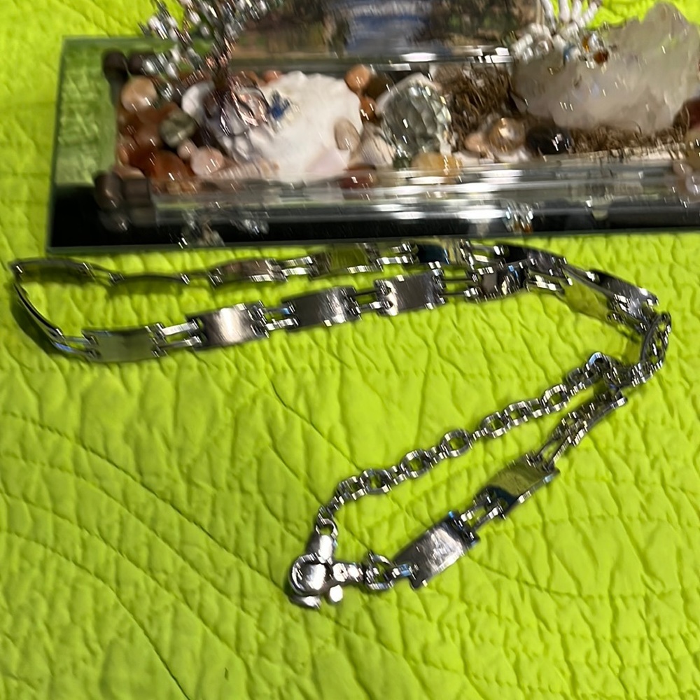 Silver link chain